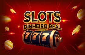 hoot51 အက်ပ် မိုဘိုင်းဖုန်းပေါ်တွင် ဂိမ်းကစားနေသောမြင်ကွင်း